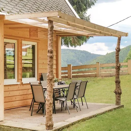Five-bedroom Holiday In Nyaraló