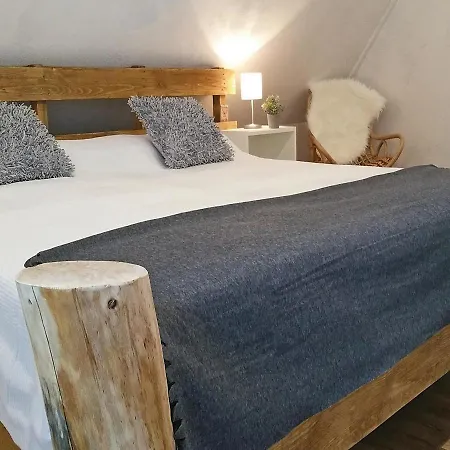 Nyaraló Five-bedroom Holiday In