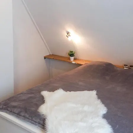 Five-bedroom Holiday In Gehlberg