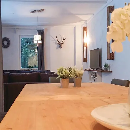 Five-bedroom Holiday In