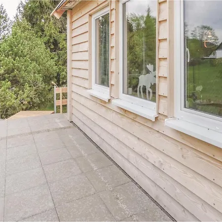 Five-bedroom Holiday In Gehlberg